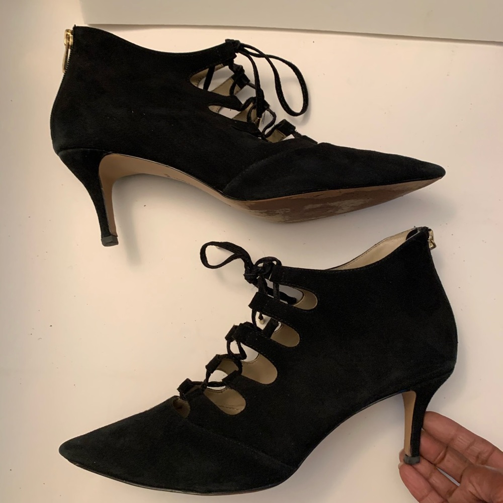 Adrienne Vittadini Black Suede Ankle Bootie sz10